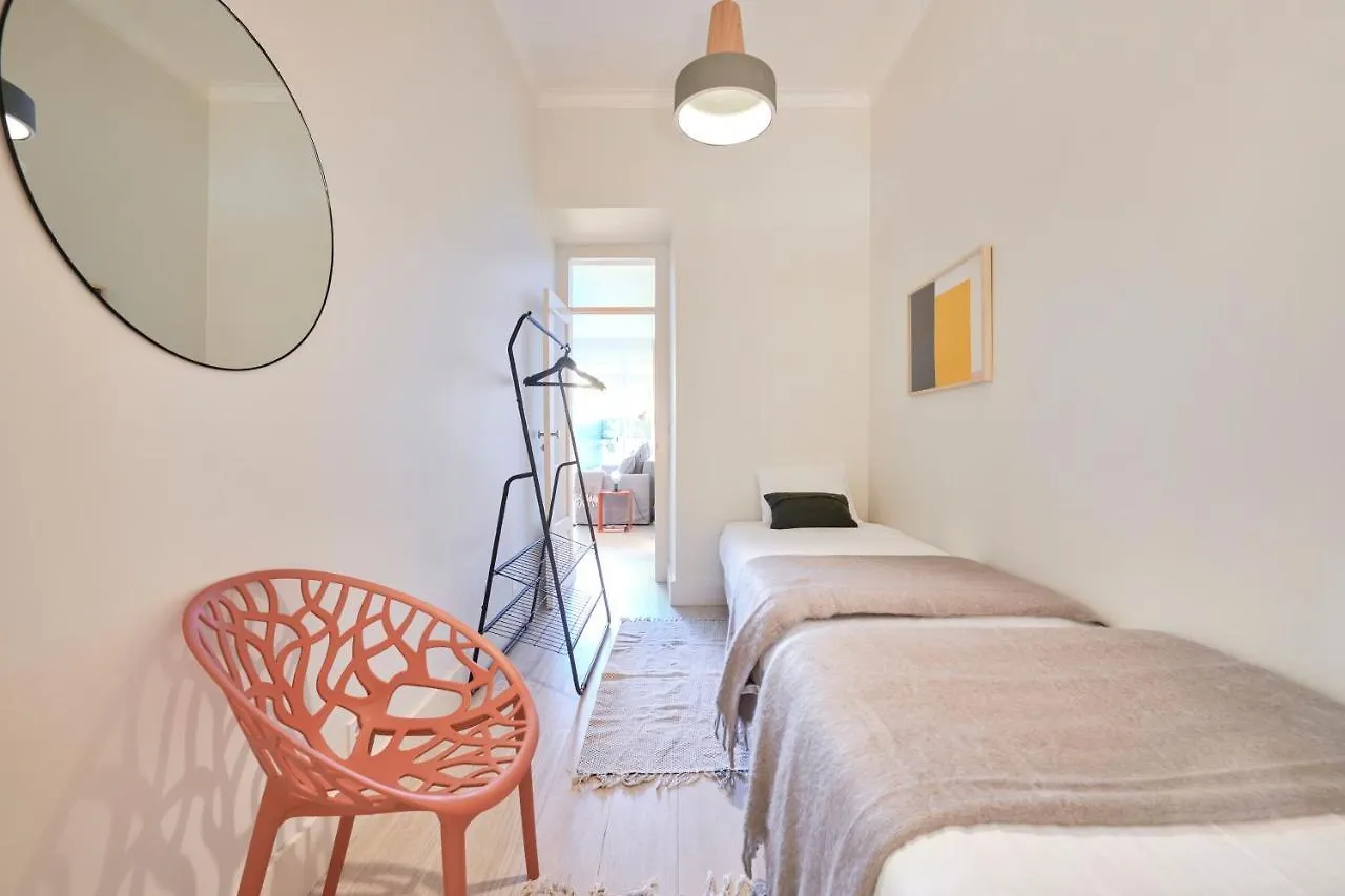 Charming 3Br Apt W/ Patio, By Timecooler Lizbona Apartament